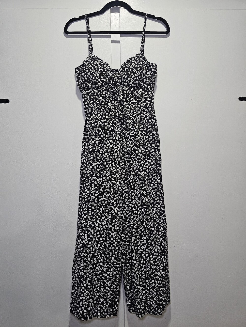 NWOT As U Wish Cropped Jumpsuit, Medium